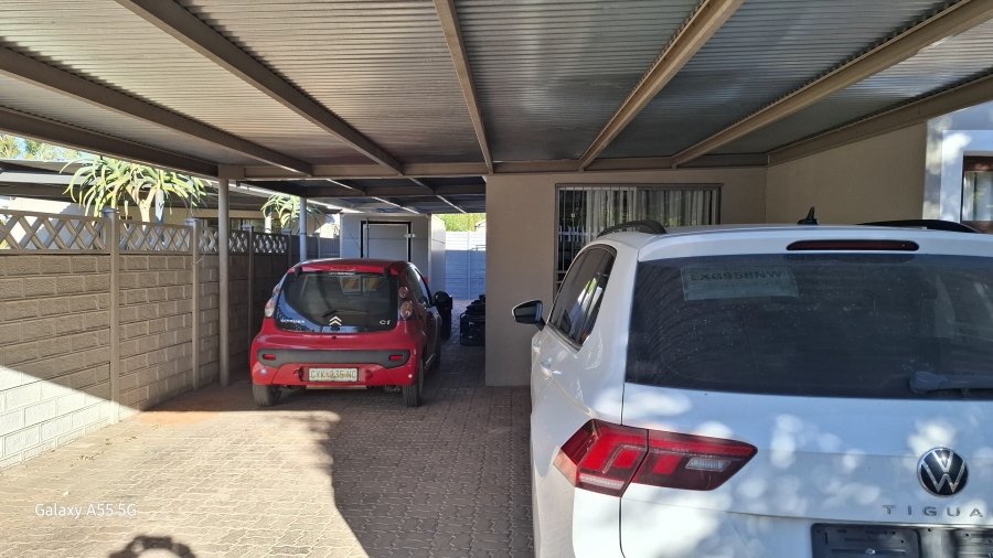 4 Bedroom Property for Sale in Middelpos Northern Cape